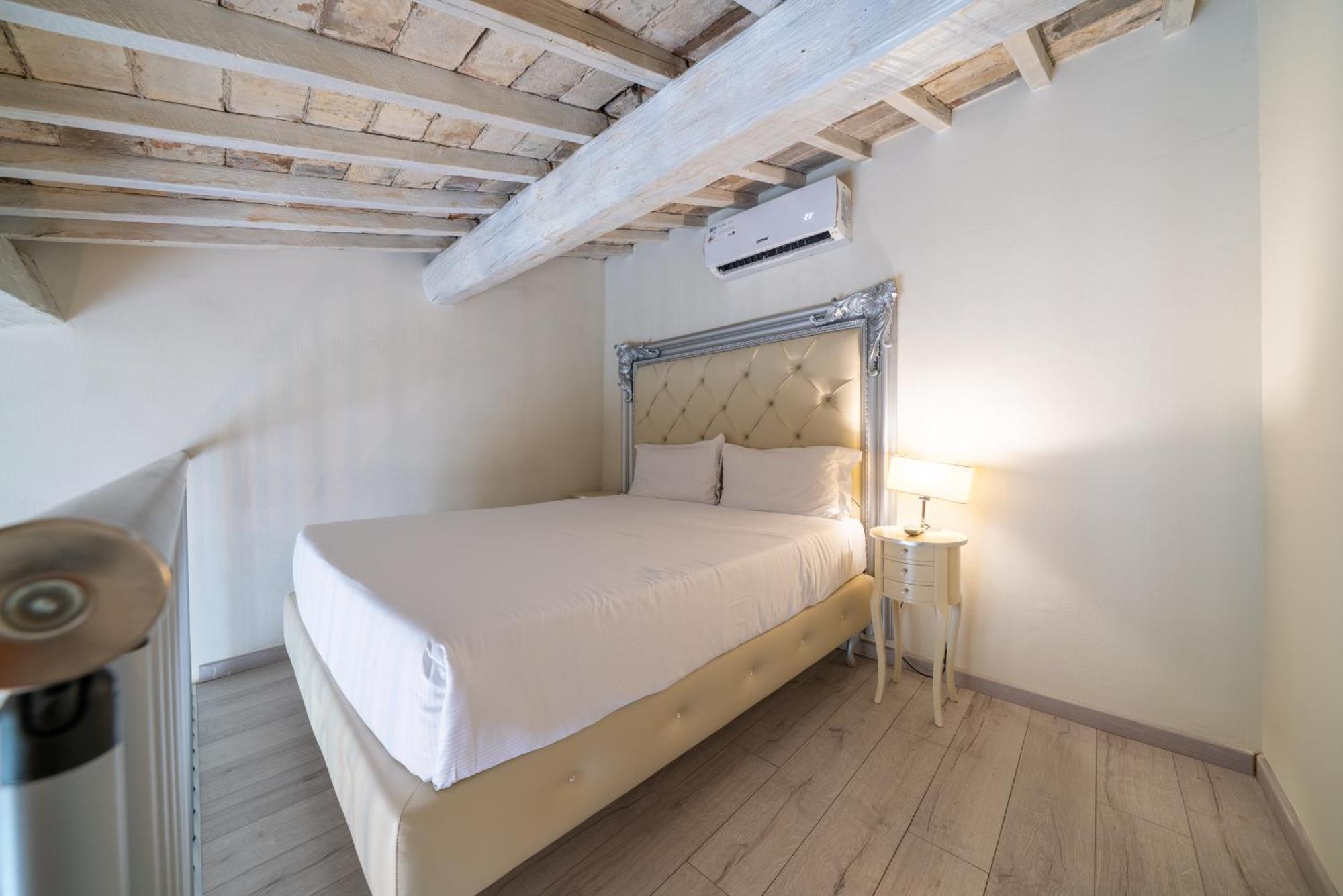 Residenza Conte Di Cavour & Rooftop Gasthuis