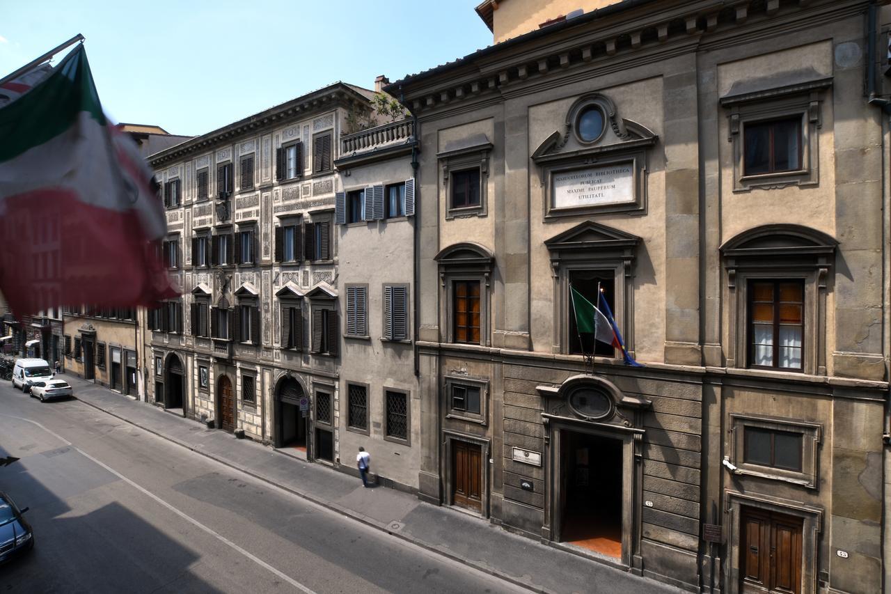 Residenza Conte Di Cavour & Rooftop 2* Florença
