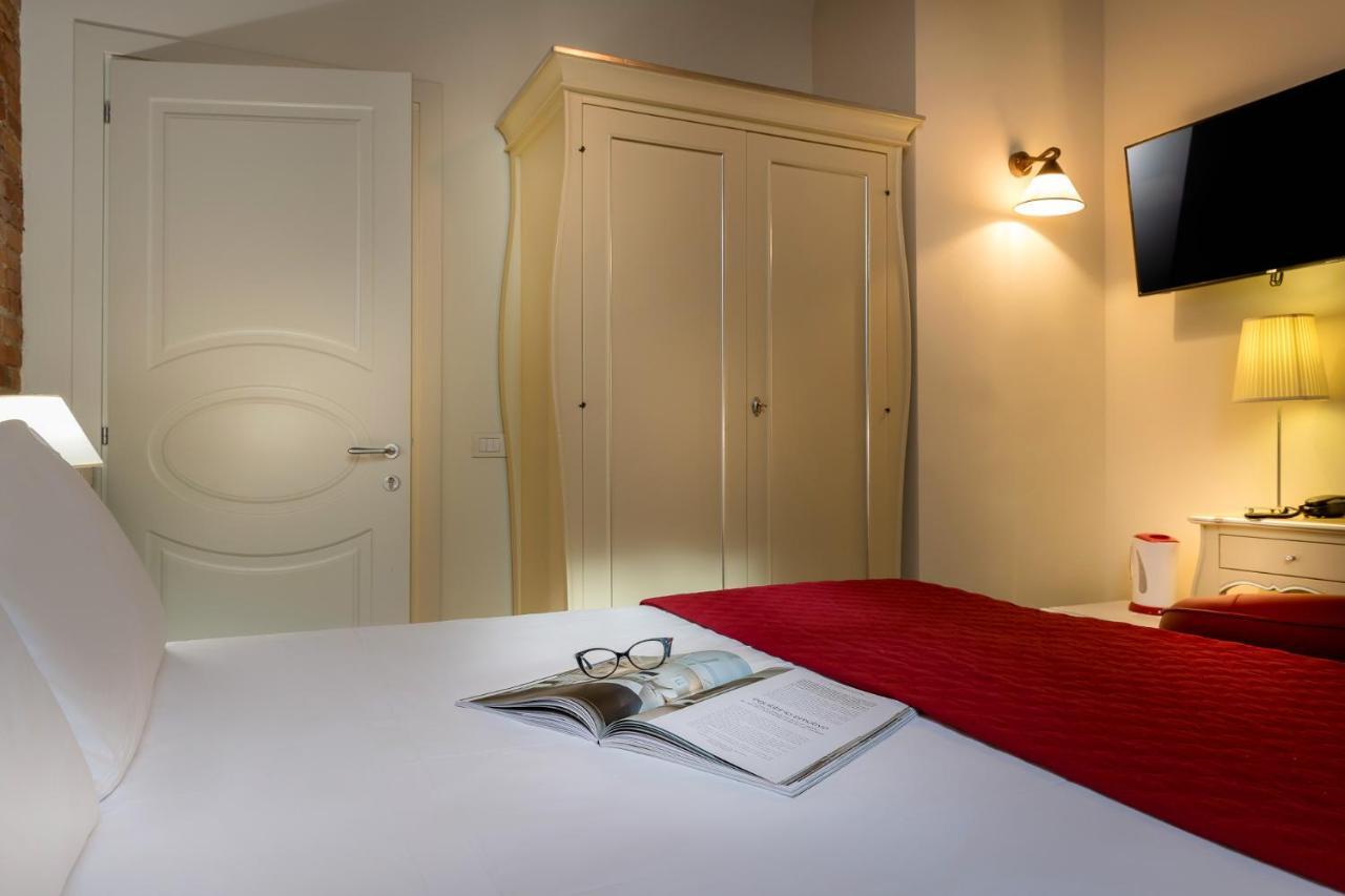 Gasthuis Residenza Conte Di Cavour & Rooftop Florence